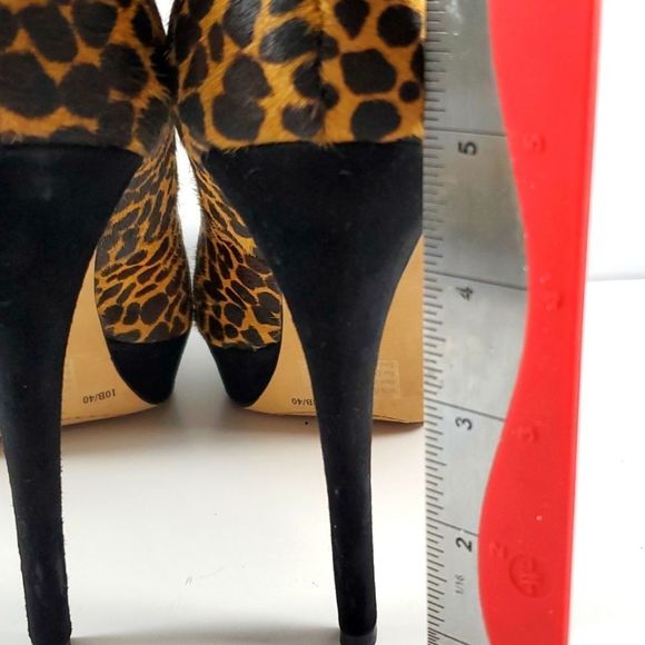 Vince Camuto~Horse Hair Ritz Cheeta Print Platform Pumps~Size 10B. S829 - Picture 5 of 8